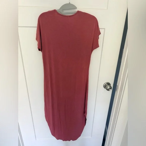 Jolie Dusty Rose Maxi T-Shirt Dress V-Neck Side Slit Made in USA Midi Dress - Picture 5 of 9